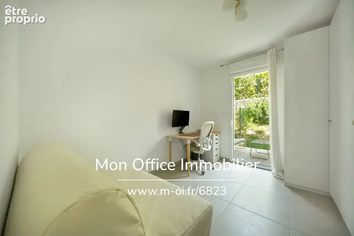 Référence : 6823-JDO. - Superbe T3 avec jardin de 130 m² et parking à proximité d'Aix-centre et de la Torse - photo 10