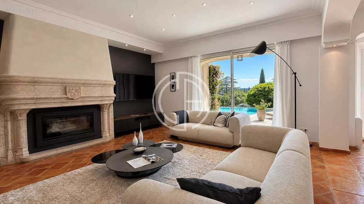 VILLA - MOUGINS - Secteur Prestigieux - photo 3