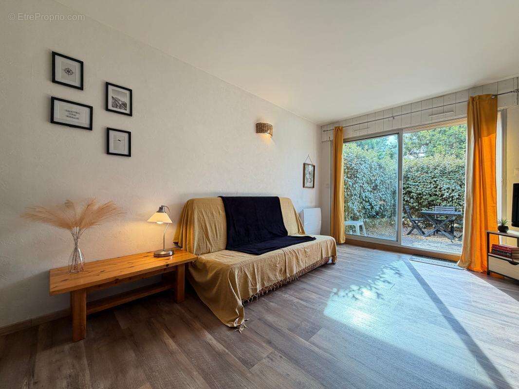 Superbe STUDIO rénové à 100 m plage de Nauzan - photo 11