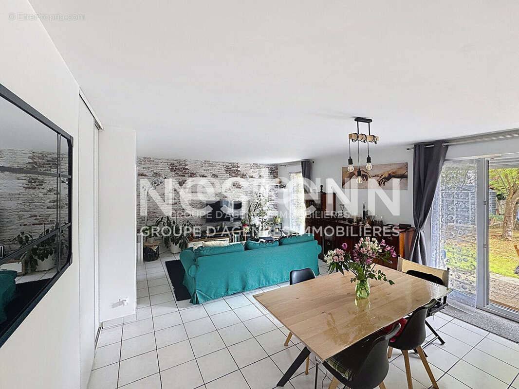 Appartement à SAVIGNY-SUR-ORGE