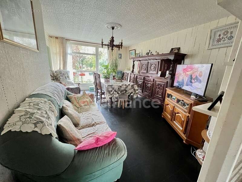 À vendre - appartement 4 pièces - 67,06 m2 - 1 er étage - boulogne-sur-mer - photo 2