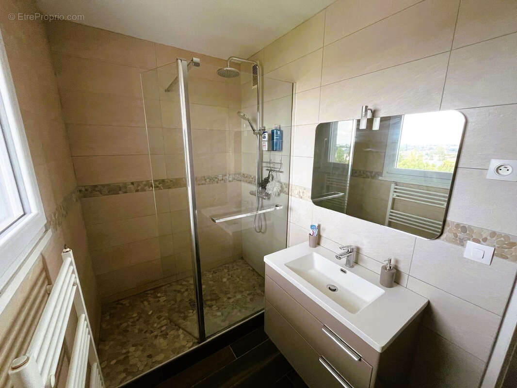 Appartement à LUCE