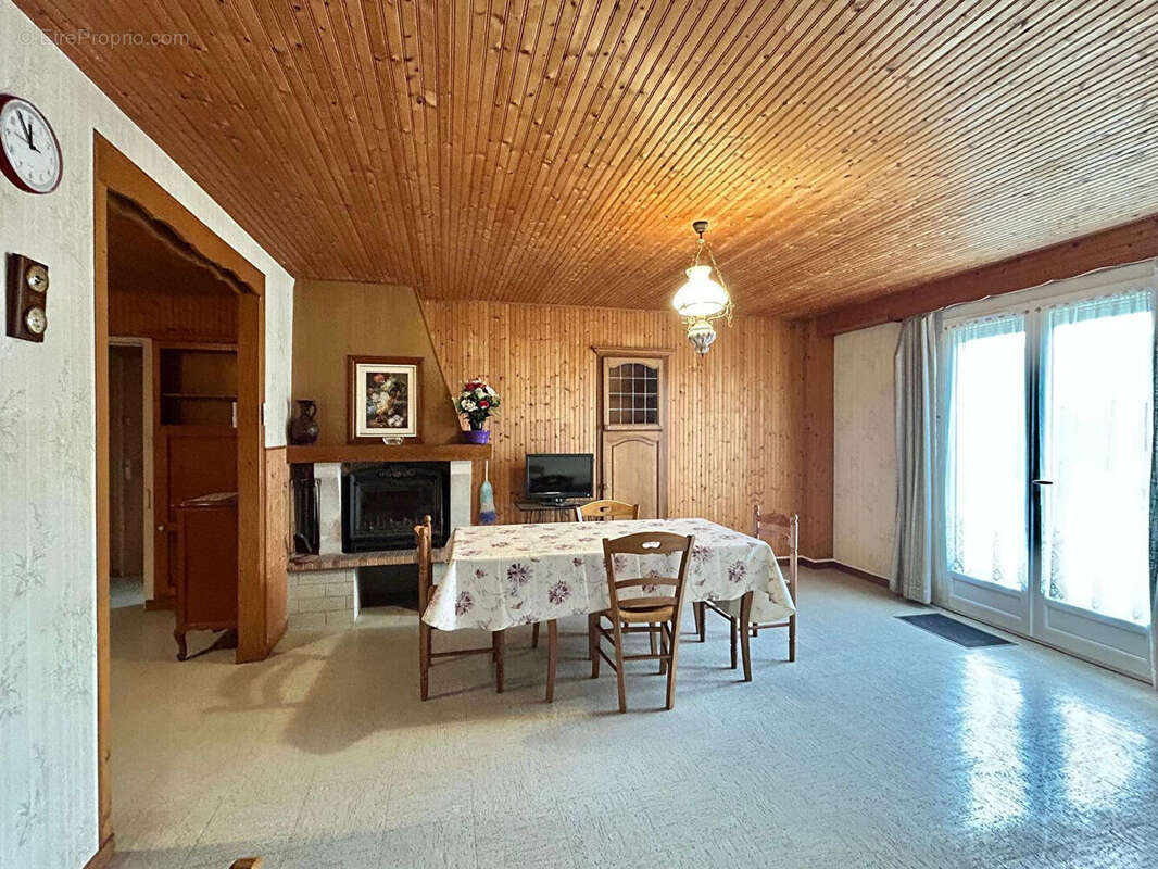 Maison à SAINTE-FLAIVE-DES-LOUPS