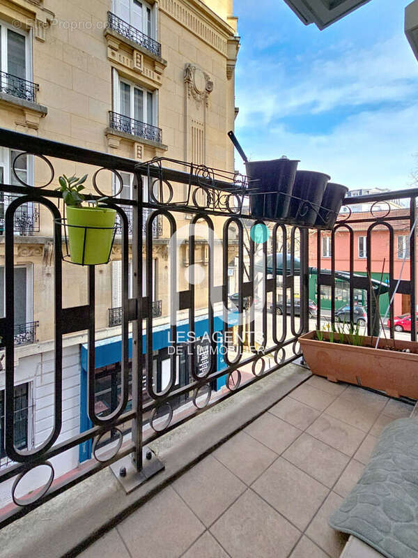 Appartement à ASNIERES-SUR-SEINE
