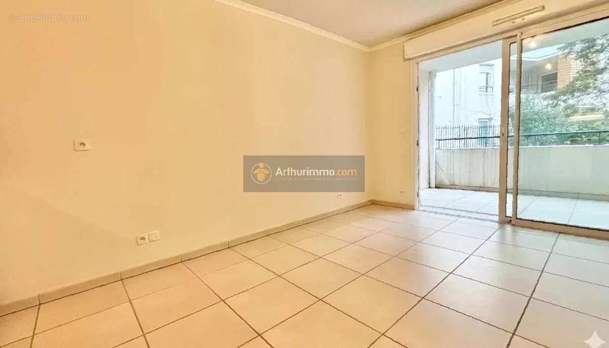 Appartement à FREJUS