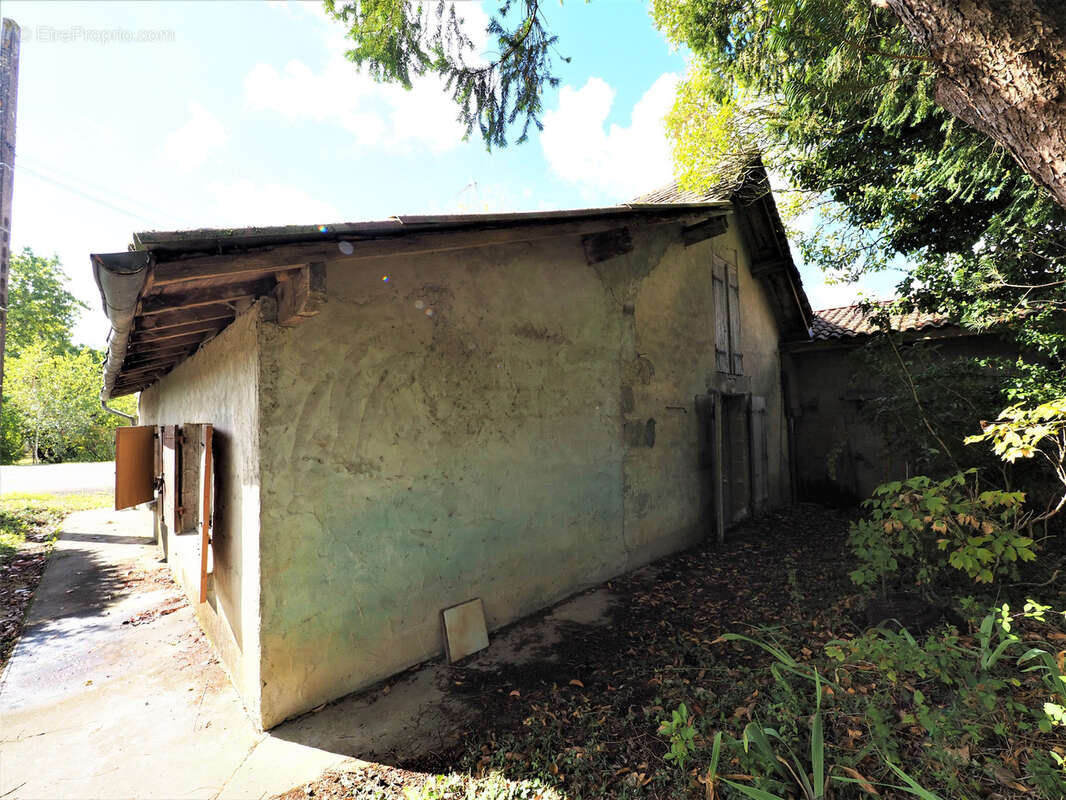 Maison à SAINT-BARTHELEMY-D'AGENAIS