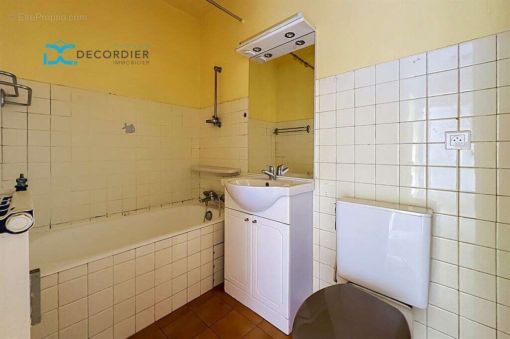 Appartement T2 de 43 m² à rénover - photo 14
