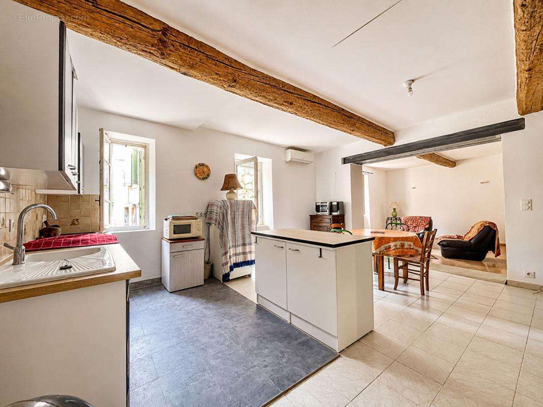 EXCLUSIVITÉ, Maison de ville avec garage, cave à Rieux-Minervois - photo 4