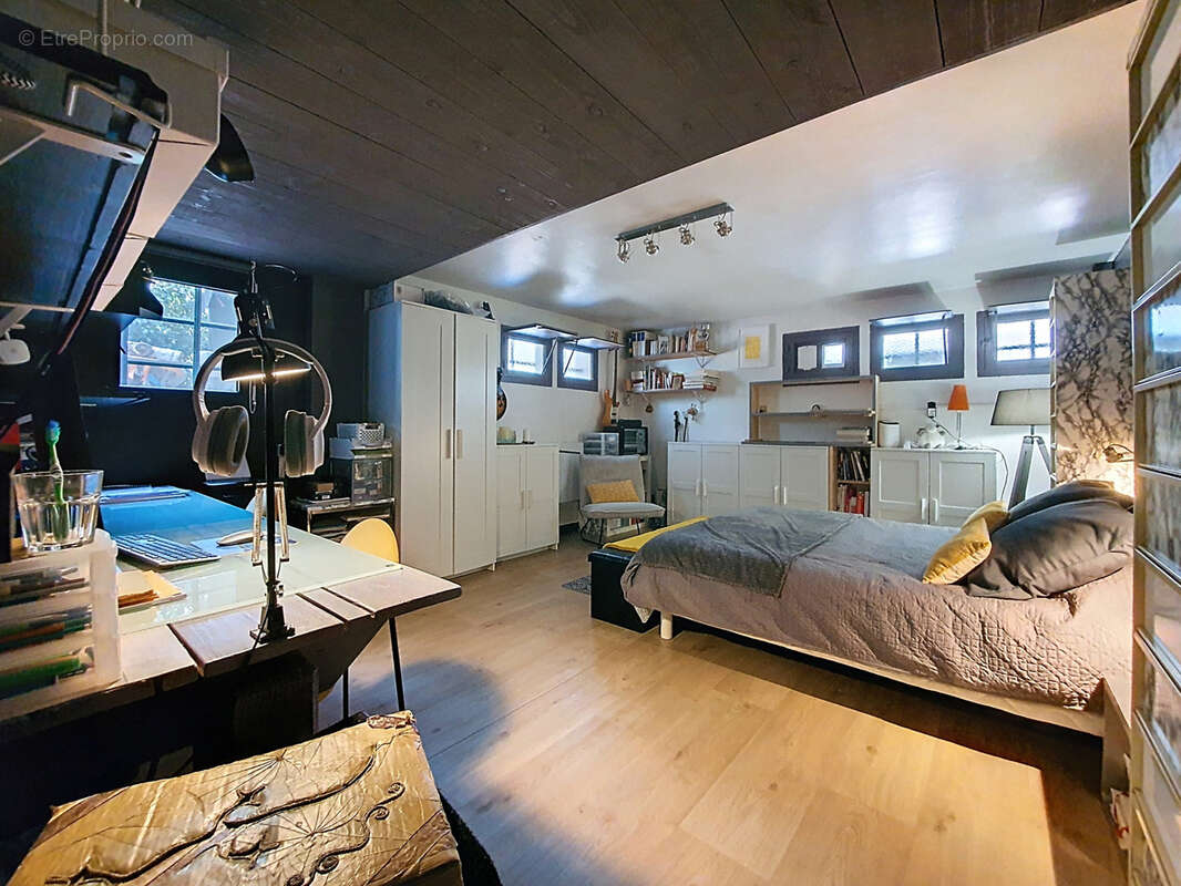 *** SOUS OFFRE *** Maison de 97 m2 avec sous sol dans un cadre féerique - photo 15