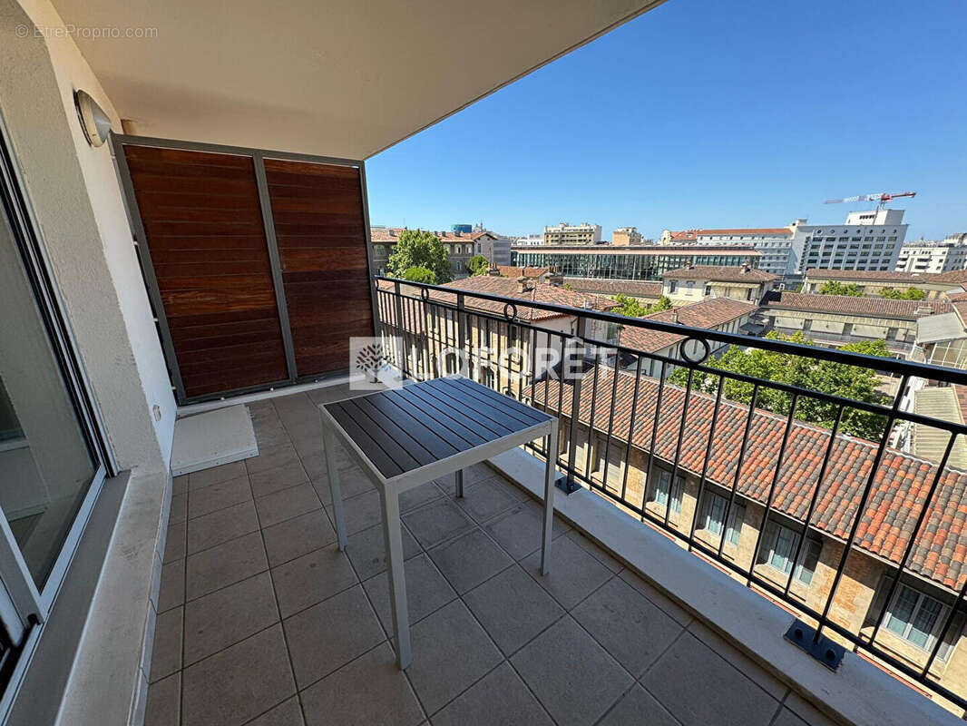 Appartement à MARSEILLE-3E