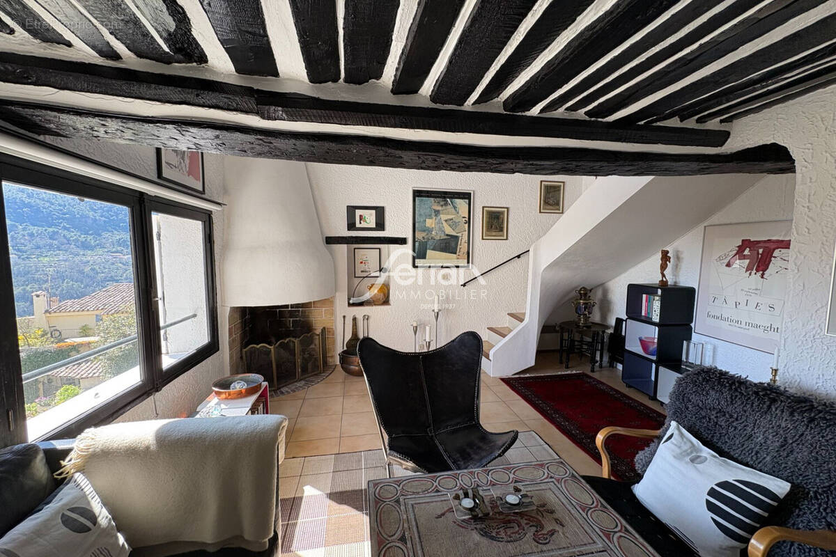 Appartement à BARGEMON