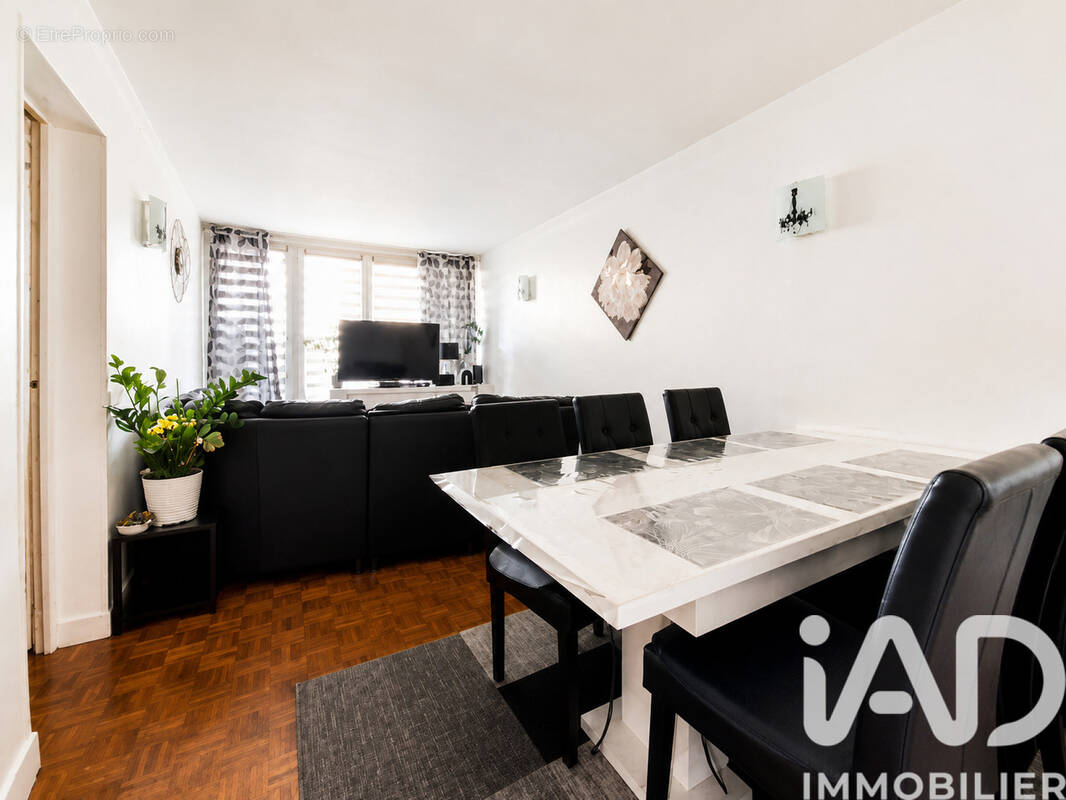 Photo 1 - Appartement à SAINT-OUEN-L'AUMONE