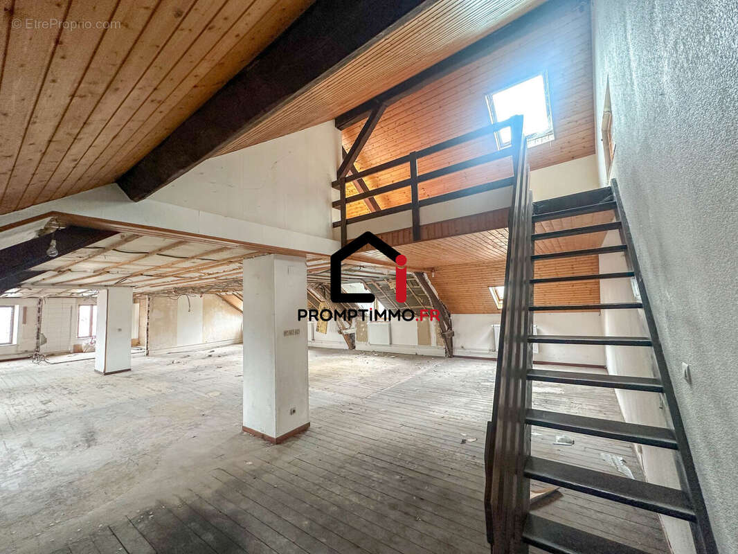 Appartement à AUDINCOURT