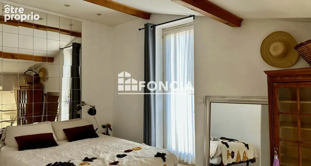 CENTRE-VILLE de Salon-de-Provence : Très charmant duplex de 59 m2, lumineux et avec terrasse - photo 8