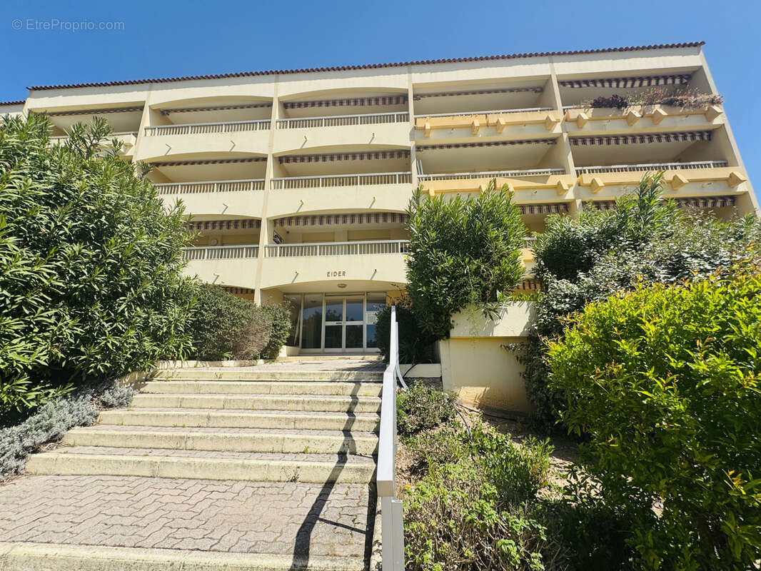 Appartement à BORMES-LES-MIMOSAS