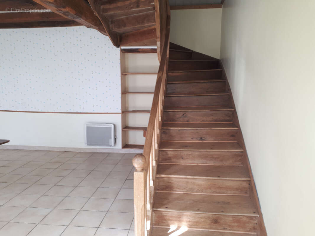 Maison à DANGE-SAINT-ROMAIN