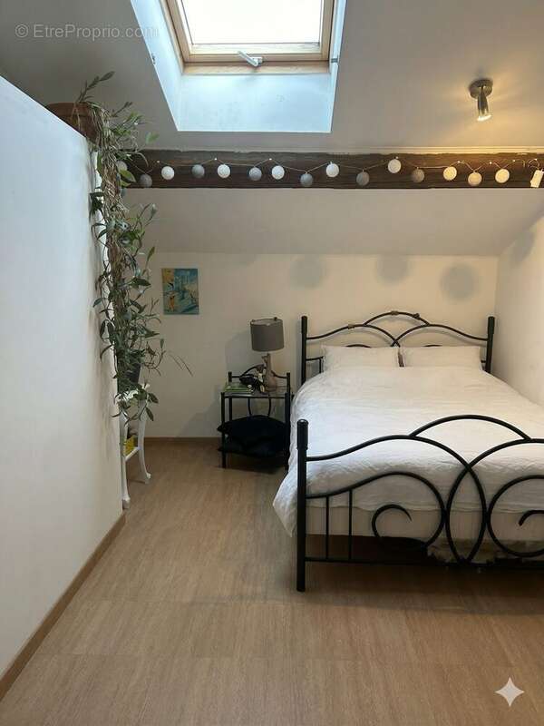 Appartement à ARS-SUR-FORMANS