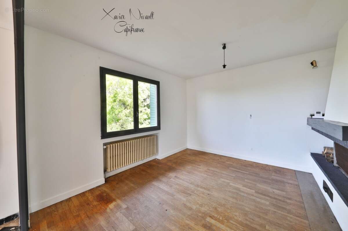 Maison à vendre 5 pièces proche de MONTREVEL EN BRESSE (01) - photo 6