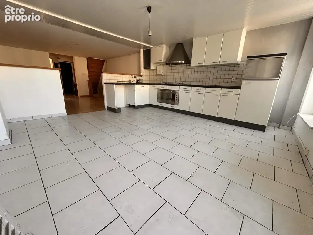 Appartement 260 m² à Bazeilles  - photo 5