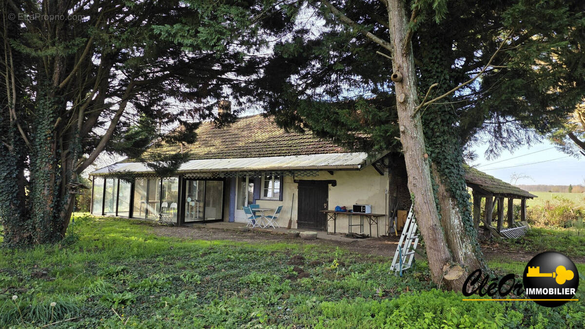 Maison à LA RACINEUSE