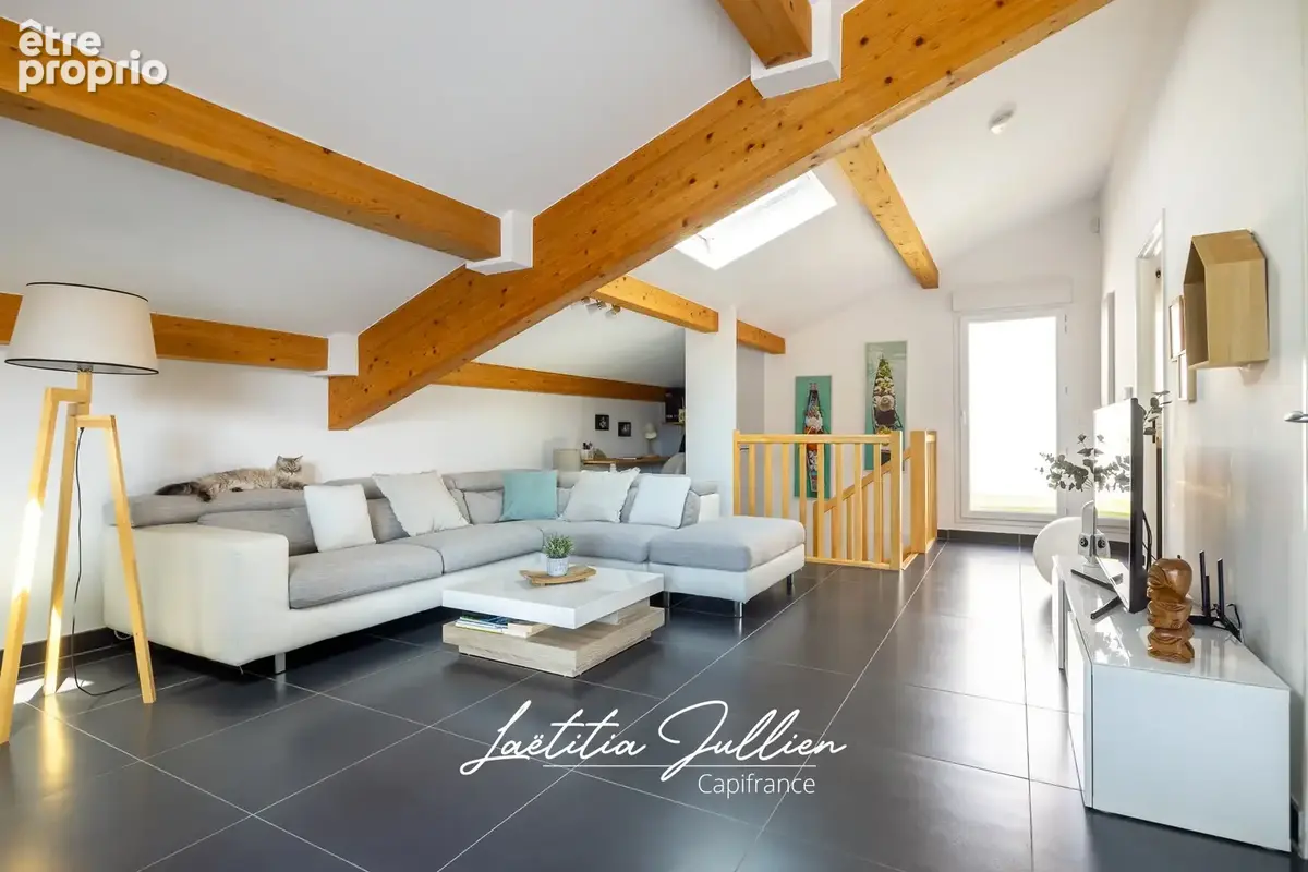 En Exclusivité par Laëtitia JULLIEN – Marseille 12ème – Les Caillols – Duplex T4 de 94 m² avec deux terrasses, parking, garage e - photo 2