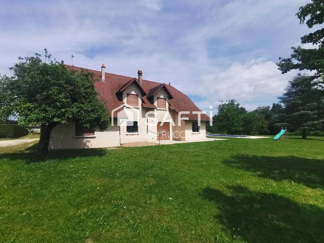 Photo 1 - Maison à LES ABRETS