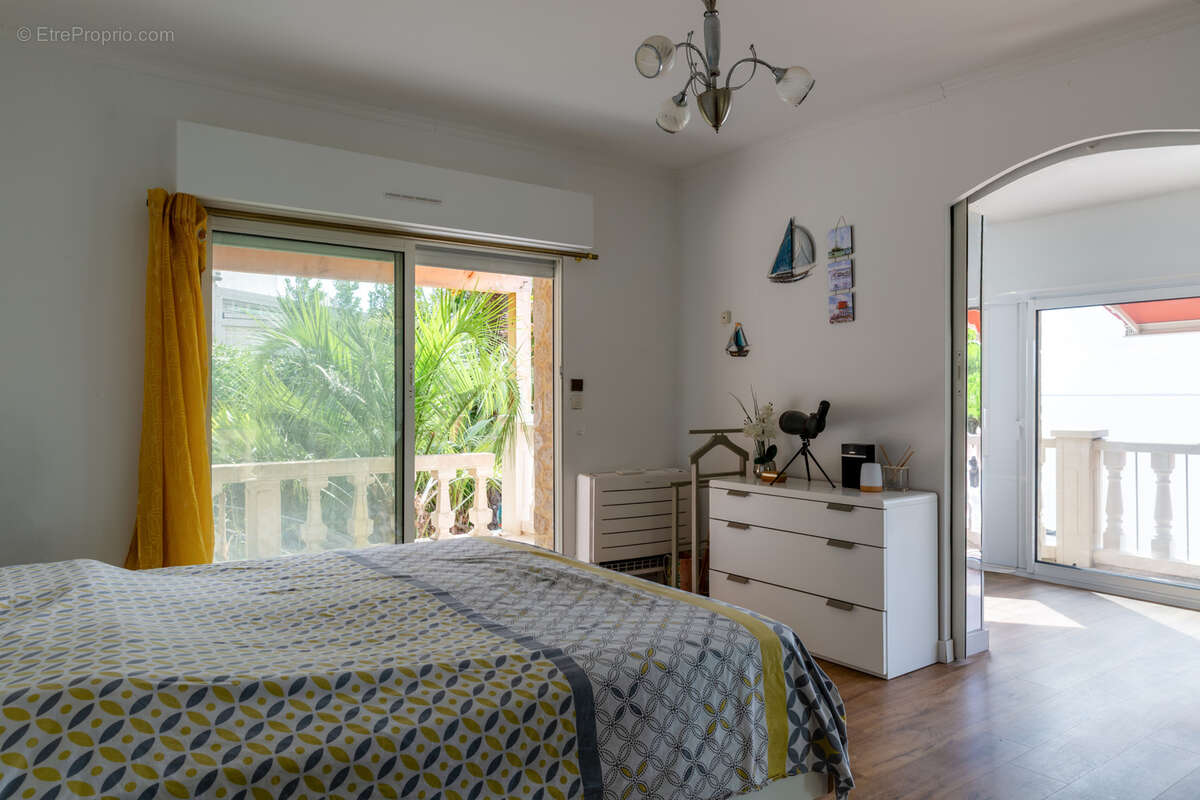 Maison à MESCHERS-SUR-GIRONDE