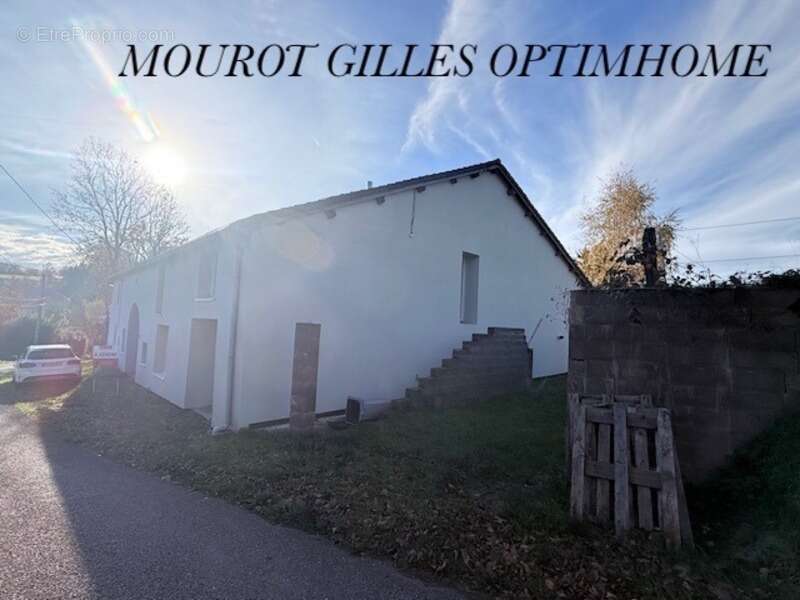 Maison à DOMMARTIN-AUX-BOIS