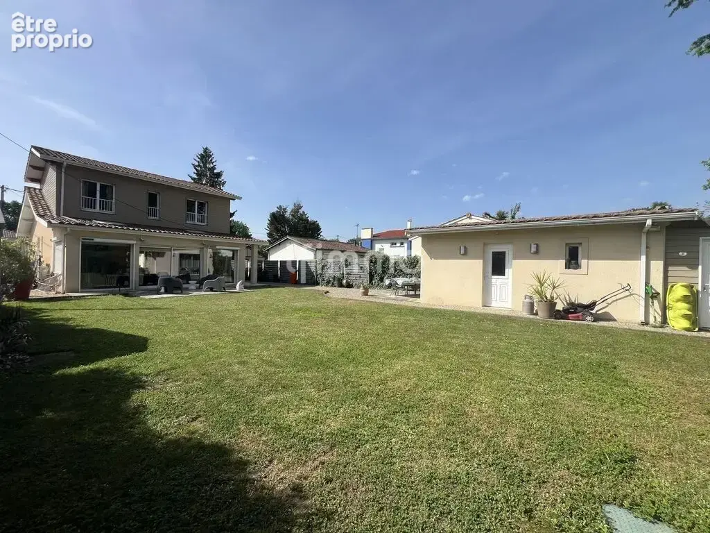 Maison 160m² complètement rénové +studio indépendant - 33140 Cad - photo 21