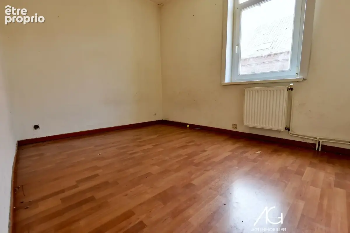 Maison 91 m² à Tourcoing  - photo 4