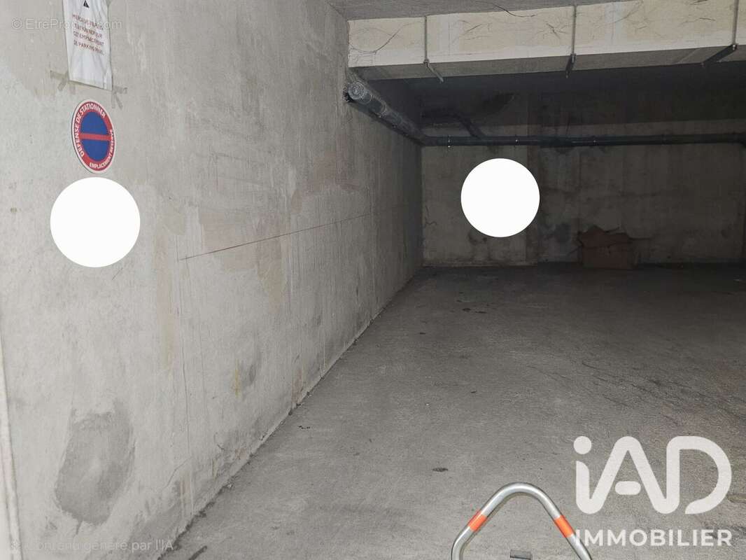 Photo 2 - Parking à MARSEILLE-9E