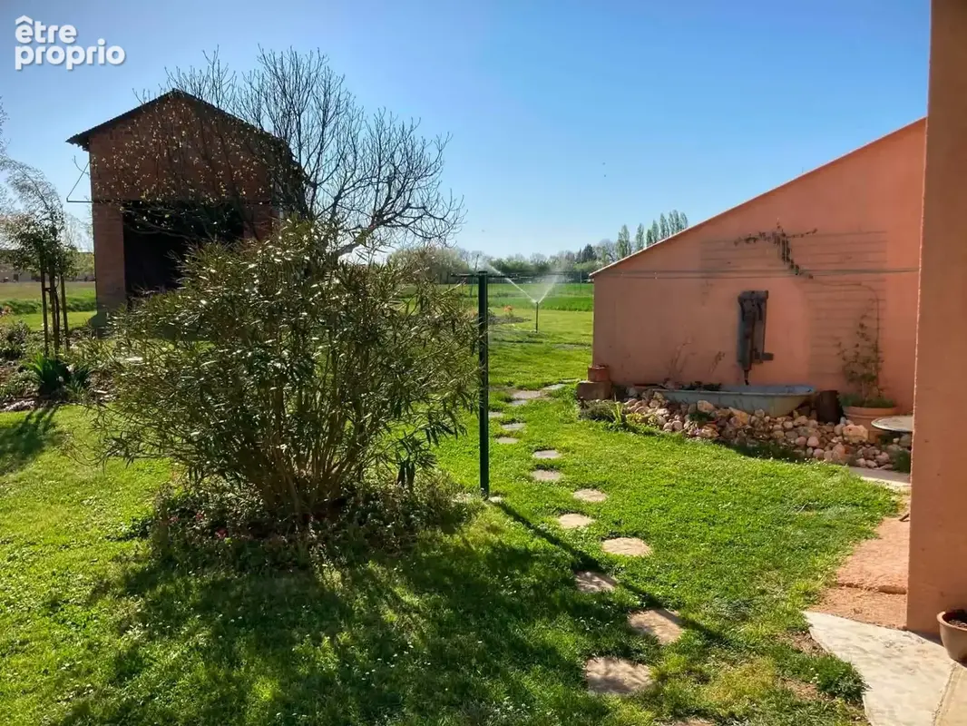 Maison 350 m² à Damazan  - photo 5