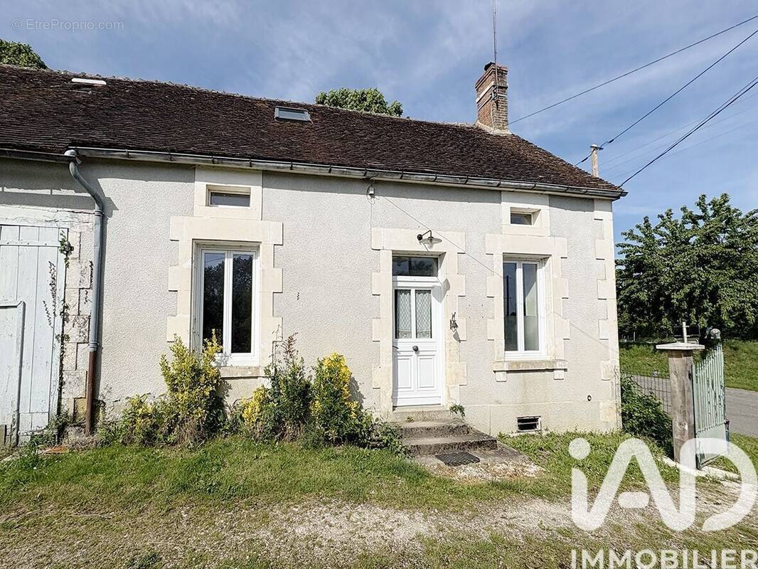 Photo 1 - Maison à TREIGNY
