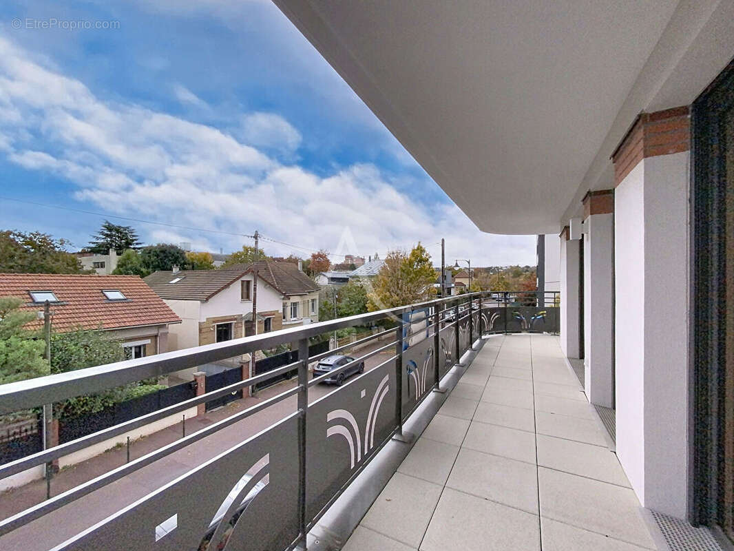 Appartement à RUEIL-MALMAISON