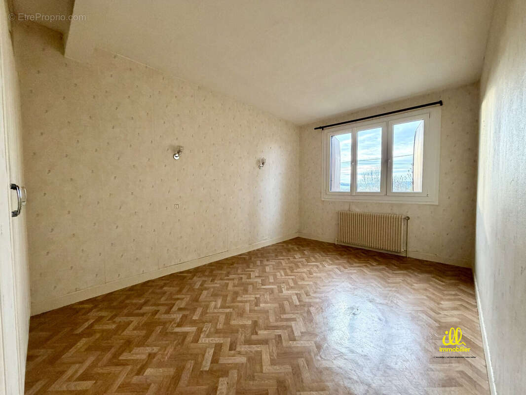 Maison à NOUVION-SUR-MEUSE