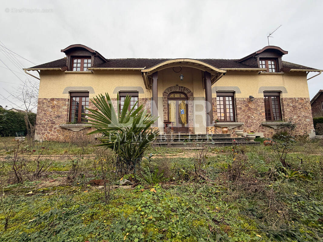 Maison à BAGNOLES-DE-L'ORNE
