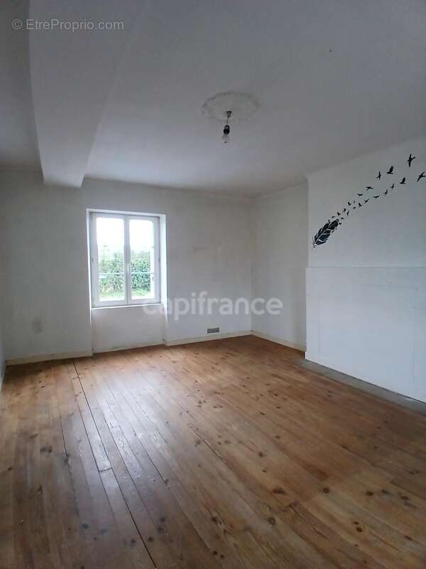 Maison 3 pièces en pierre à restaurer - LA GRAVERIE (14350) - photo 13