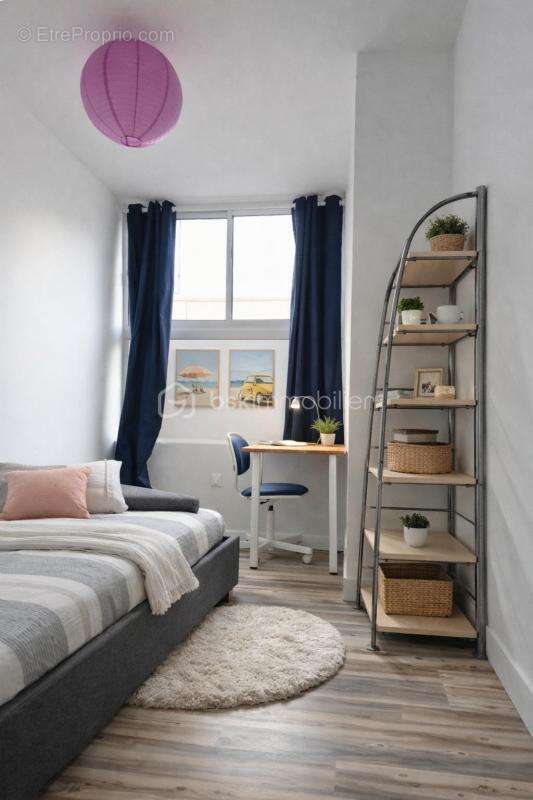 Appartement à FOURAS