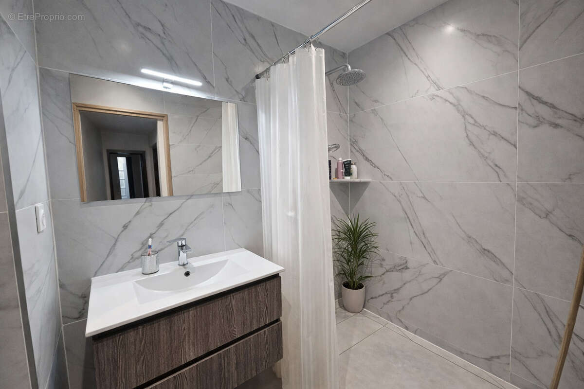 Maison à SAINT-MAURICE-L'EXIL