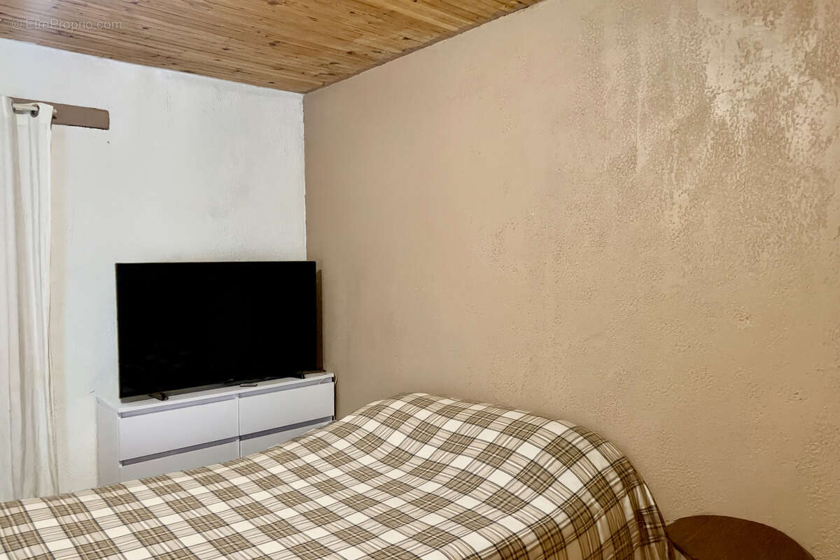 Appartement à TAVERNES