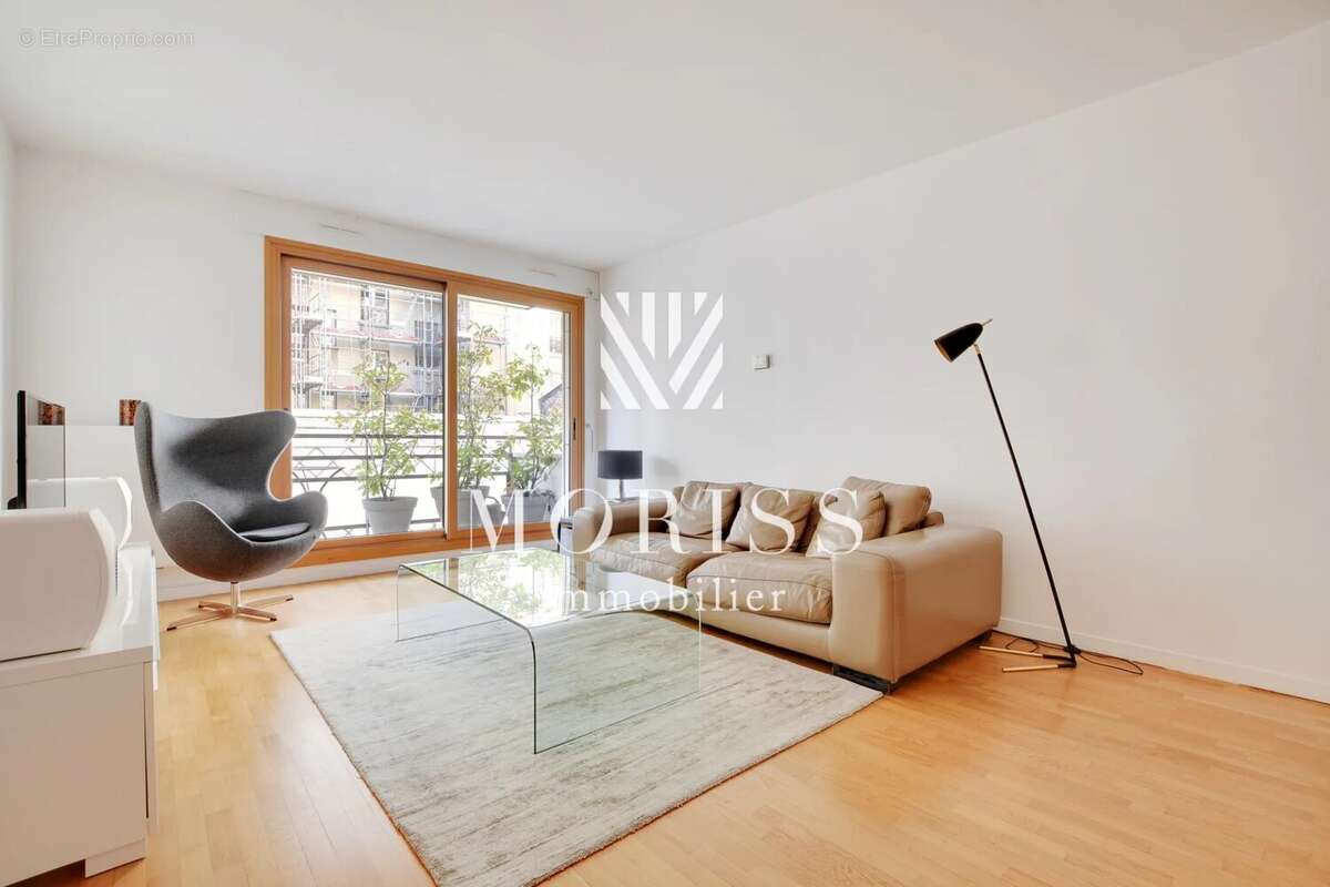 Appartement à LEVALLOIS-PERRET