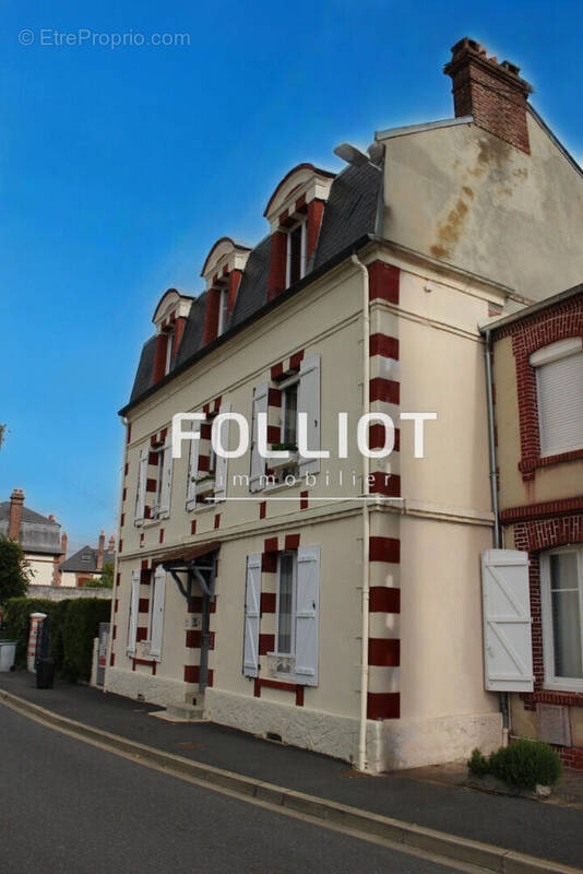 Maison spacieuse 8 pièces à vendre à Dives-sur-Mer - Réf 144418 - photo 1