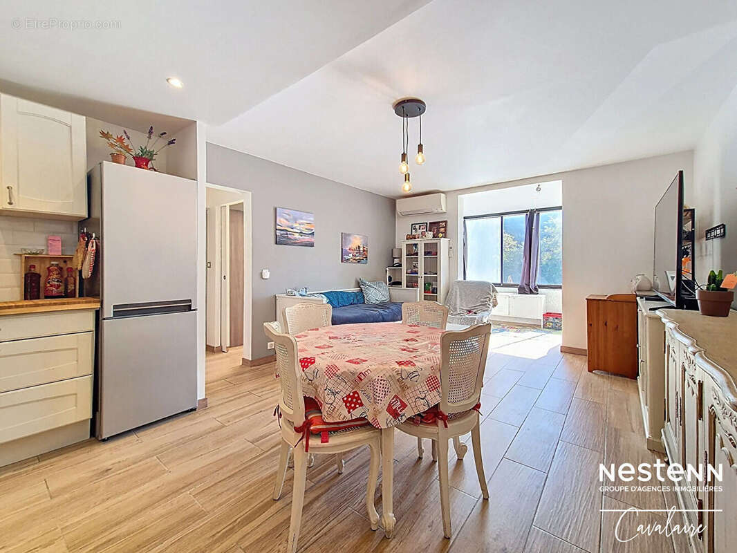 Appartement à LA CROIX-VALMER