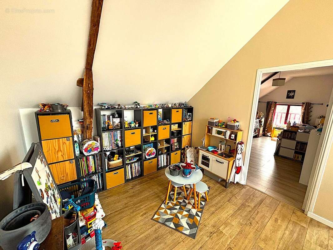 Maison à LA CHAPELLE-BOUEXIC