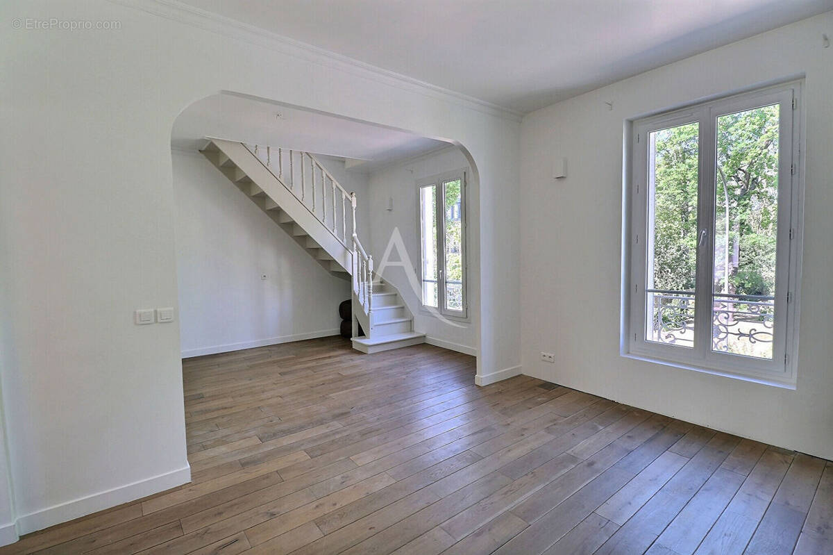 Appartement à MAISONS-LAFFITTE