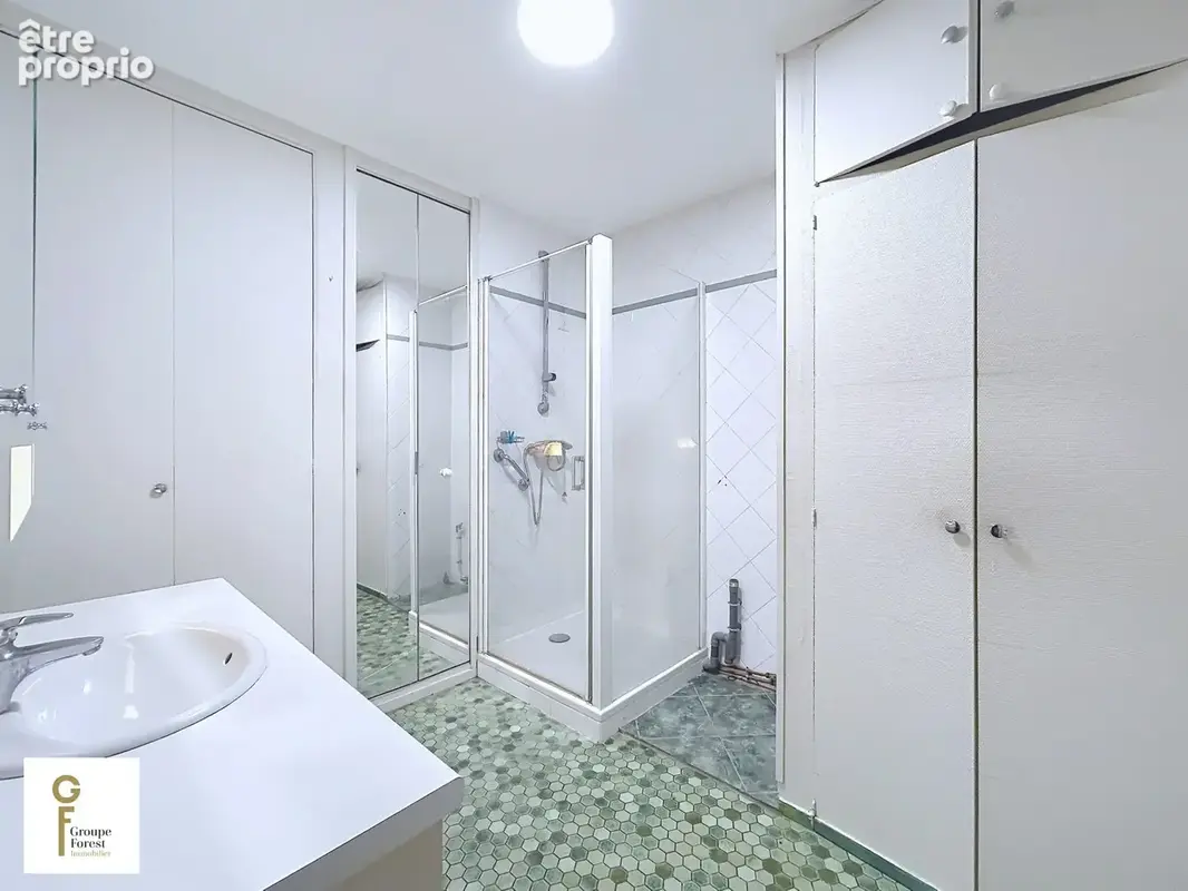 Appartement 3 pièces 81 m² à vendre à Croix (59170) - photo 8