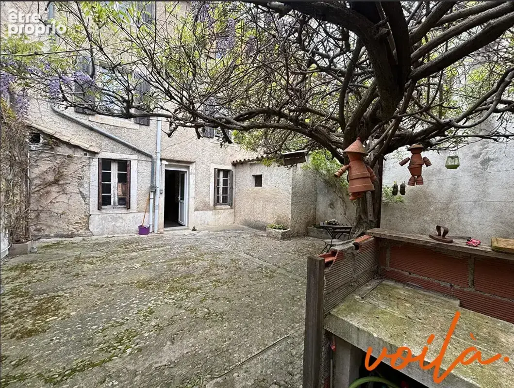 REF - AMPLITUDE7 - Carcassonne - Quartier CAPUCINS - Maison de ville avec Cour intimiste d'environ 80m2 - photo 3
