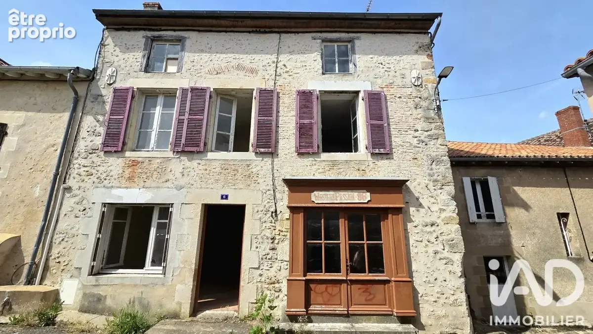Photo 1 - Maison à MONTMORILLON