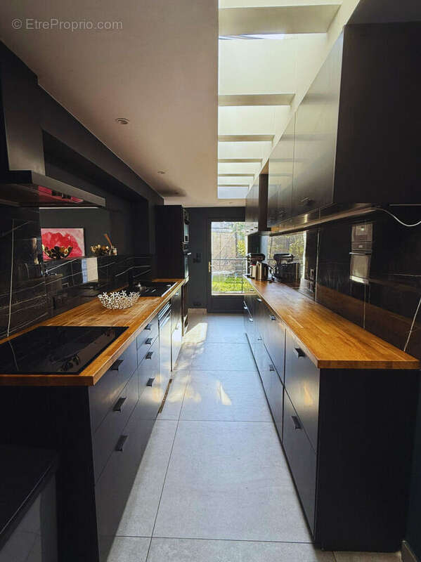 Maison à L&#039;HAY-LES-ROSES