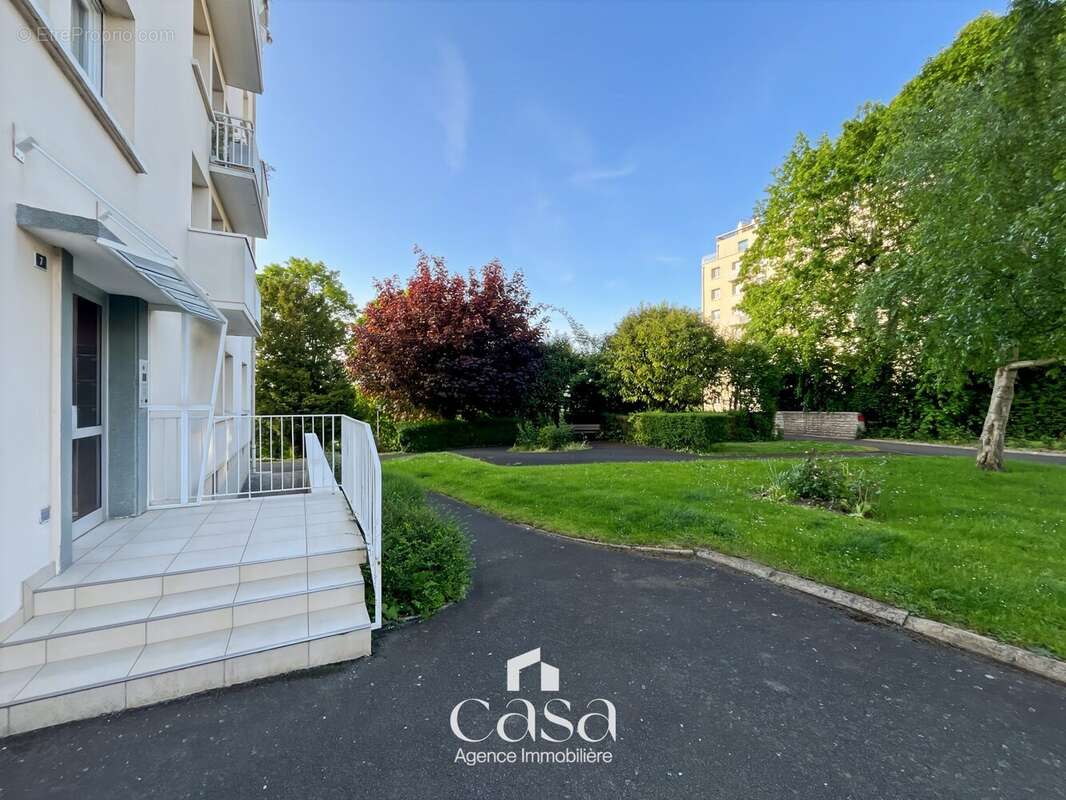 Appartement à MONDEVILLE